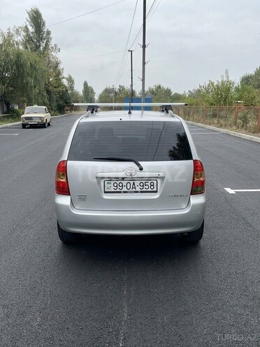 Toyota Corolla 2006, 437,500 km - 1.4 l - Füzuli