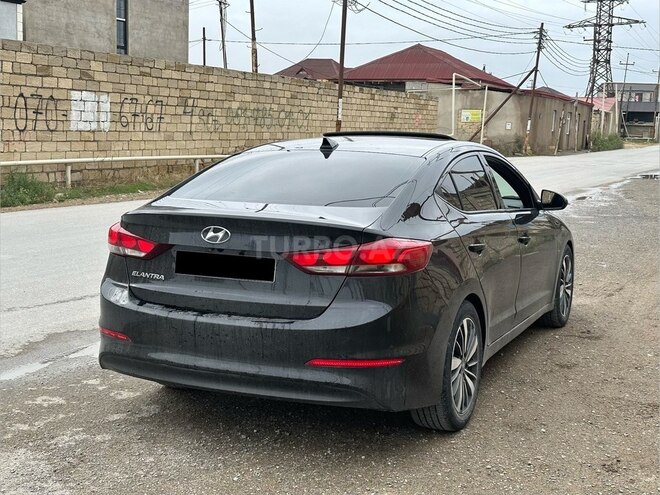Hyundai Elantra 2017, 200,000 km - 2.0 l - Bakı