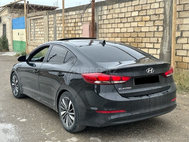 Hyundai Elantra 2017, 200,000 km - 2.0 l - Bakı