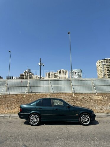 BMW 318 1997, 388,000 km - 1.8 l - Bakı