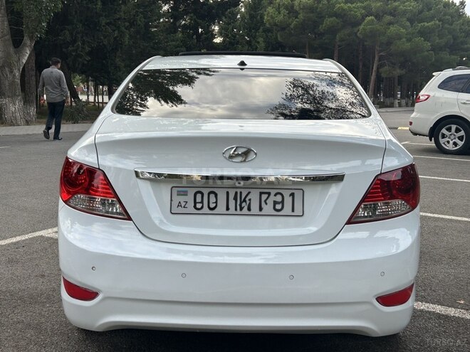 Hyundai Accent 2011, 215,000 km - 1.6 l - Sumqayıt