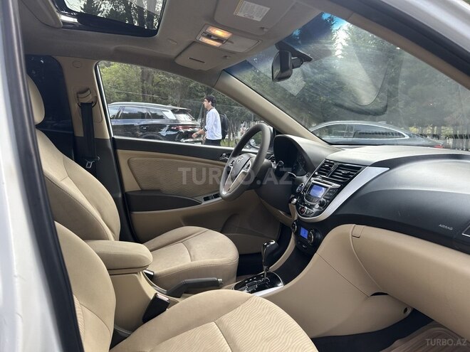 Hyundai Accent 2011, 215,000 km - 1.6 l - Sumqayıt