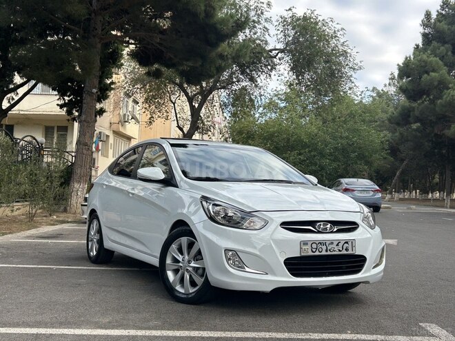 Hyundai Accent 2011, 215,000 km - 1.6 l - Sumqayıt