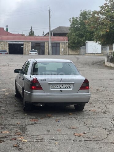 Mercedes C 180 1995, 425,000 km - 1.8 l - Şamaxı