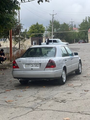 Mercedes C 180 1995, 425,000 km - 1.8 l - Şamaxı