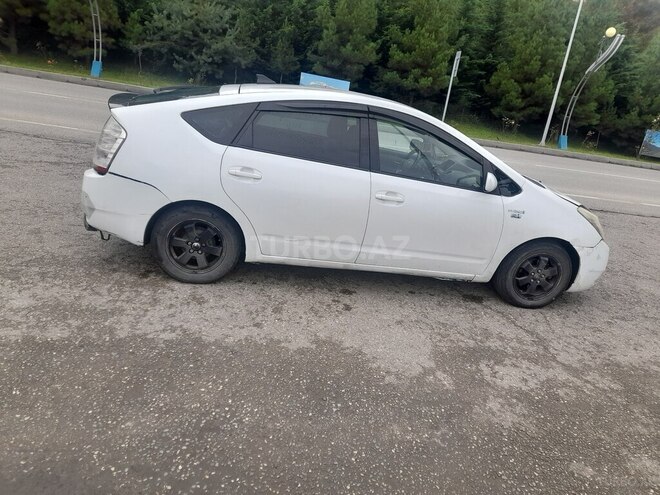 Toyota Prius 2008, 341,000 km - 1.5 l - Qusar