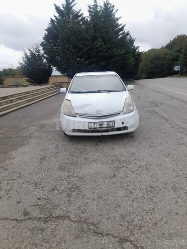 Toyota Prius 2008, 341,000 km - 1.5 l - Qusar