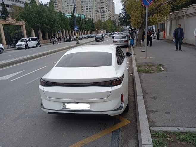 Changan Qiyuan A05 2024, 160,000 km - 1.5 л - Bakı