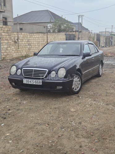 Mercedes E 240 2000, 296,000 km - 2.4 l - Sumqayıt