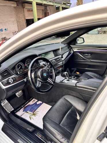 BMW 528 2012, 290,000 km - 2.0 l - Quba