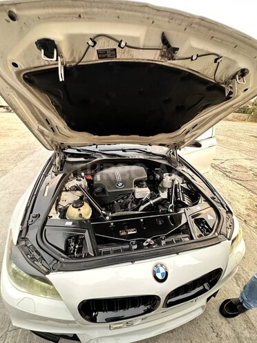 BMW 528 2012, 290,000 km - 2.0 l - Quba