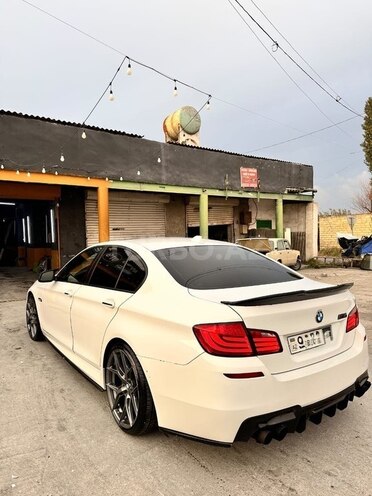 BMW 528 2012, 290,000 km - 2.0 l - Quba