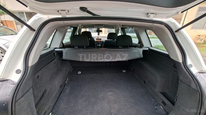 Opel Astra 2010, 251,212 km - 1.3 l - Lənkəran