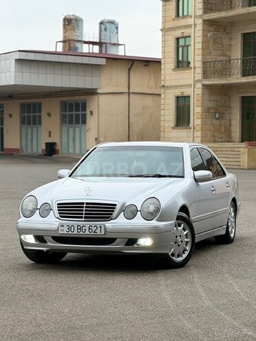 Mercedes E 200 2000, 275,485 km - 2.0 л - İmişli