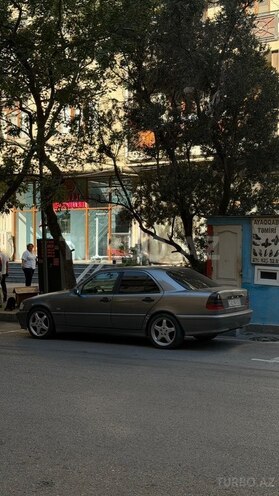Mercedes C 200 1998, 457,800 km - 2.0 л - Şirvan