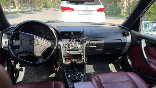 Mercedes C 200 1998, 457,800 km - 2.0 л - Şirvan