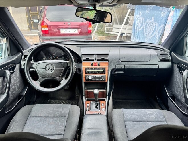 Mercedes C 200 1996, 288,000 km - 2.0 l - Bakı