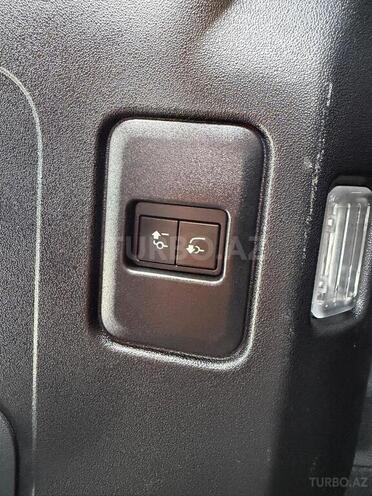 Land Rover Defender 2025, 20,000 km - 3.0 l - Bakı