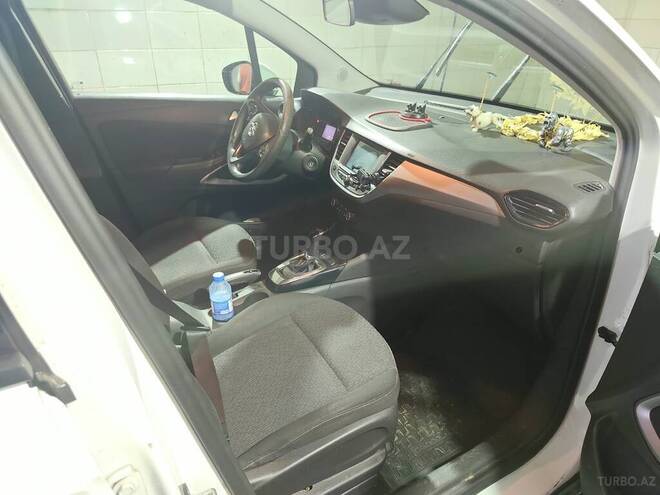 Opel Crossland X 2017, 184,000 km - 1.2 l - Bakı
