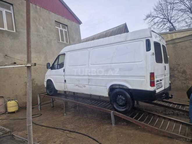 Ford Transit 1996, 200,000 km - 2.5 l - Gədəbəy