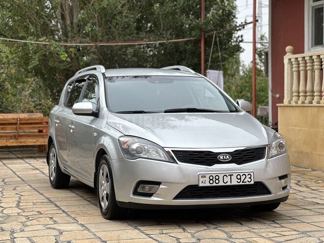 Kia  2010, 250,000 km - 1.6 l - Bakı