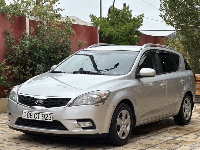 Kia  2010, 250,000 km - 1.6 l - Bakı