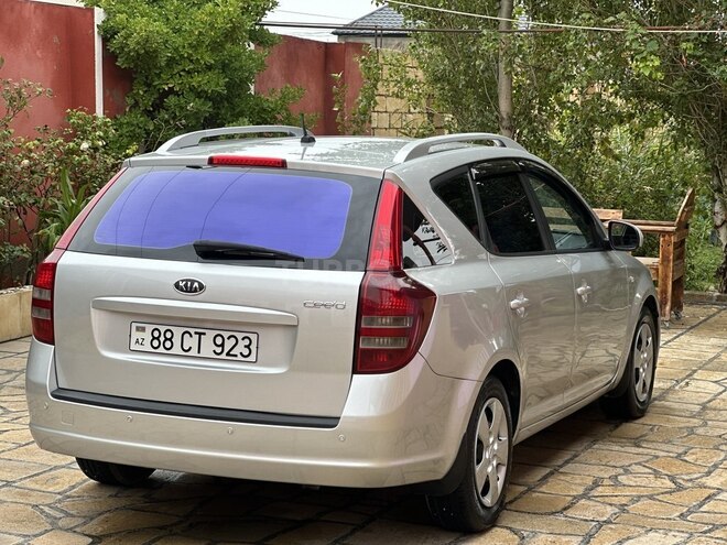 Kia  2010, 250,000 km - 1.6 l - Bakı