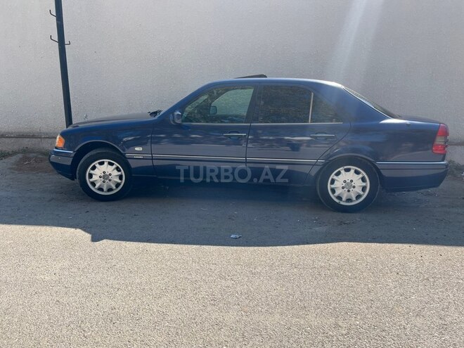 Mercedes C 180 1995, 328,000 km - 1.8 л - Salyan