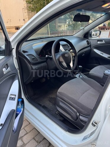 Hyundai Accent 2013, 287,000 km - 1.4 l - Bakı