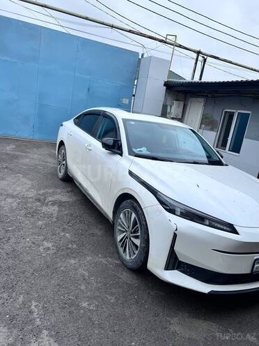 Changan Qiyuan A05 2025, 63,000 km - 1.5 л - Bakı