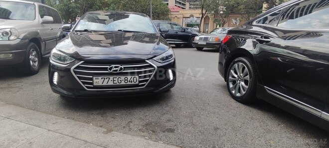 Hyundai Elantra 2018, 205,000 km - 2.0 l - Bakı