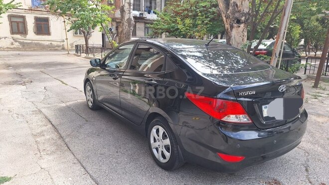 Hyundai Accent 2013, 281,000 km - 1.4 l - Bakı