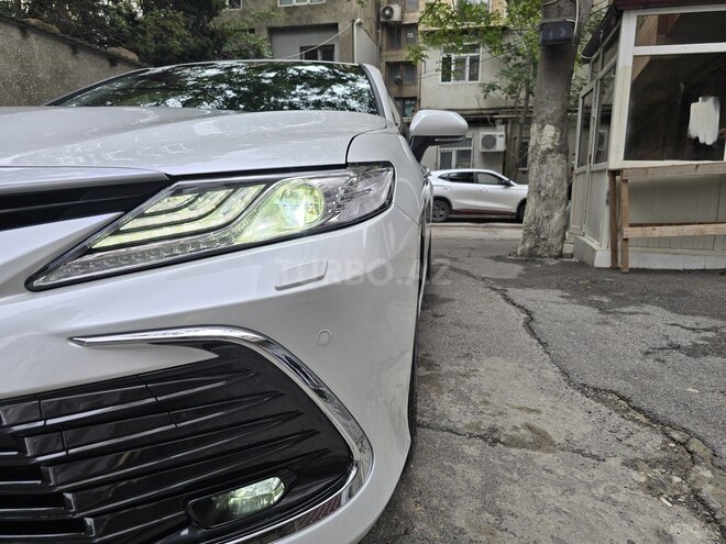 Toyota Camry 2023, 40,700 km - 2.5 l - Bakı