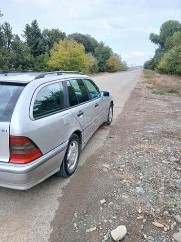 Mercedes C 220 2000, 378,525 km - 2.2 l - Şəmkir