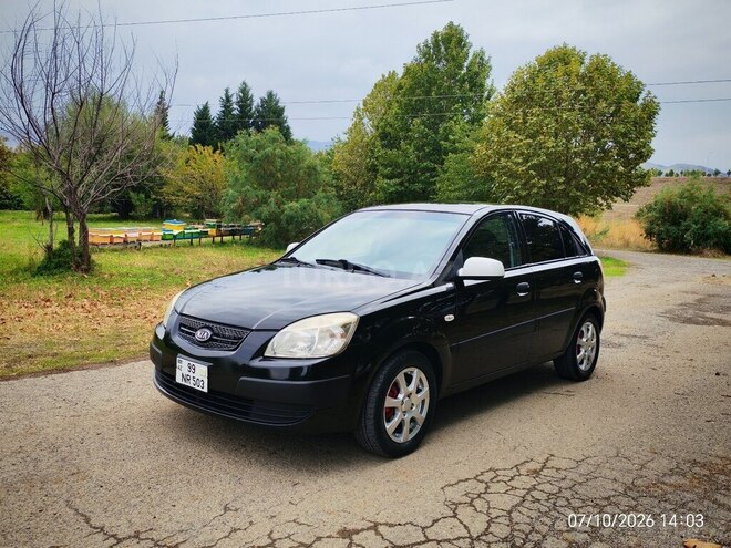 Kia Rio 2009, 334,800 km - 1.4 l - Tovuz