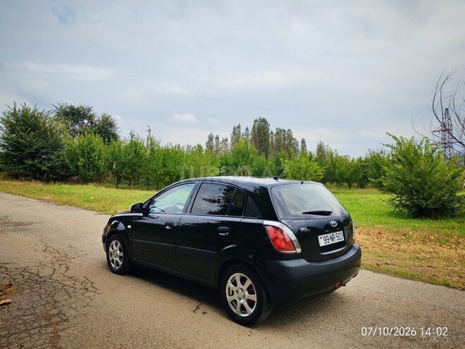Kia Rio 2009, 334,800 km - 1.4 l - Tovuz
