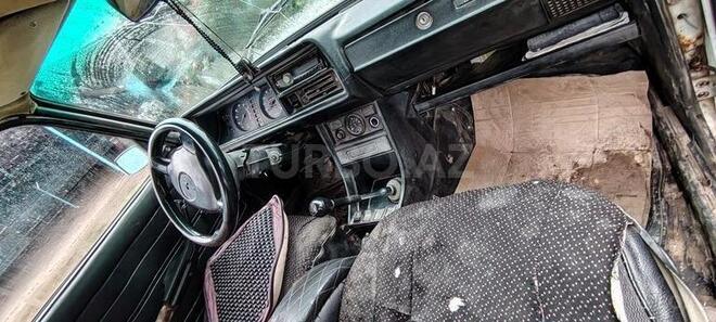 LADA (VAZ) 2107 2005, 350,000 km - 1.6 l - Saatlı