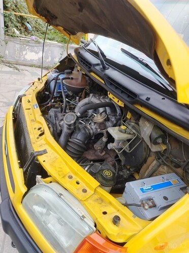 Ford Transit 1998, 258,000 km - 2.5 l - 