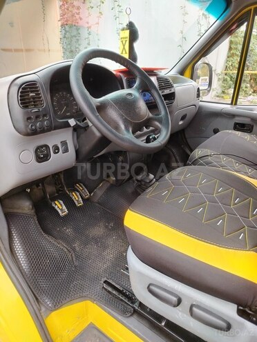 Ford Transit 1998, 258,000 km - 2.5 l - 