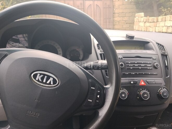 Kia  2008, 393,314 km - 2.0 l - Bakı
