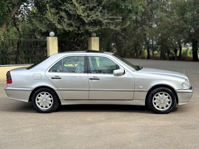 Mercedes C 180 1998, 289,000 km - 1.8 l - Ağcabədi