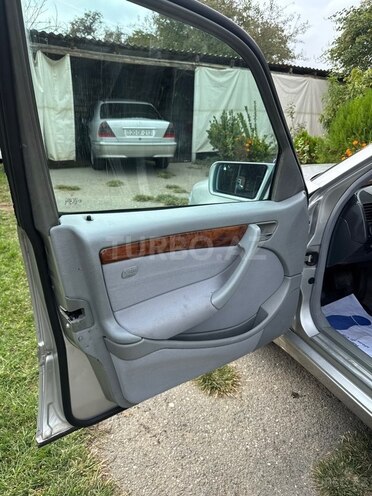 Mercedes C 180 1998, 289,000 km - 1.8 l - Ağcabədi