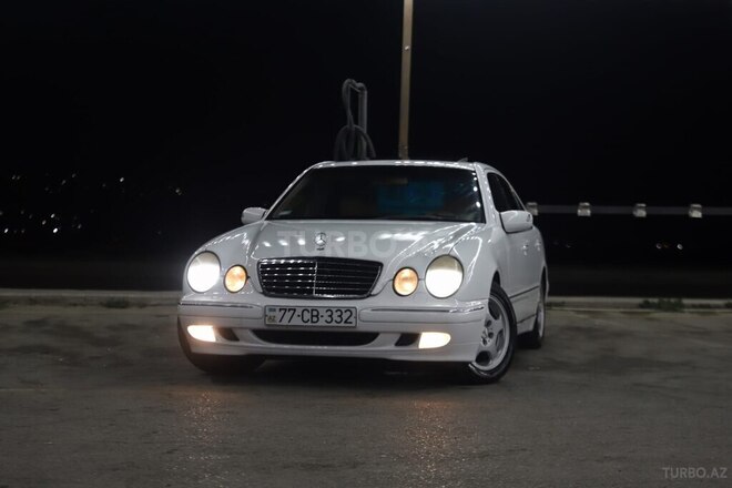 Mercedes E 320 2001, 495,000 km - 3.2 l - Bakı