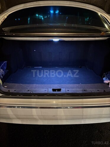 Mercedes E 320 2001, 495,000 km - 3.2 l - Bakı