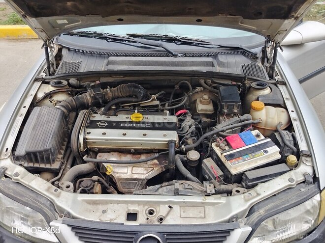 Opel Vectra 1998, 267,000 km - 2.0 l - Bakı