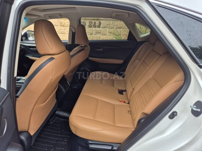 Lexus NX 300h 2016, 147,000 km - 2.5 l - Bakı