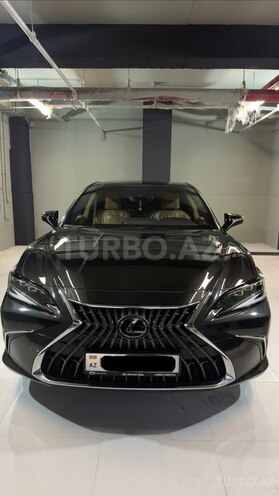 Lexus ES 300h 2022, 41,300 km - 2.5 l - Bakı