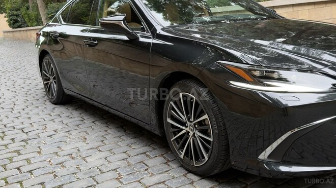 Lexus ES 300h 2022, 41,300 km - 2.5 l - Bakı