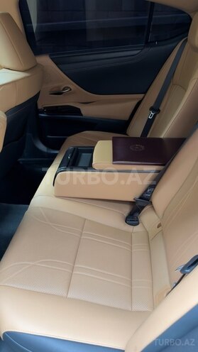Lexus ES 300h 2022, 41,300 km - 2.5 l - Bakı