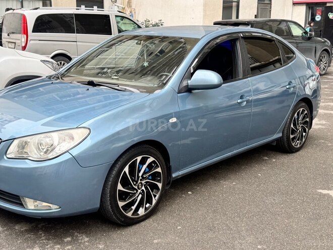 Hyundai Elantra 2009, 300,000 km - 2.0 л - Bakı